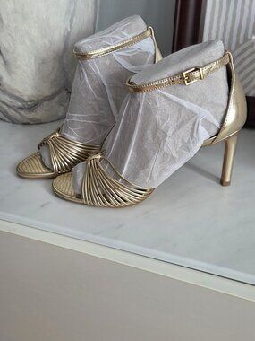 Sold - NWT Chic Vince Camuto Women's Blaine Strappy High Heel Sandal 7.5